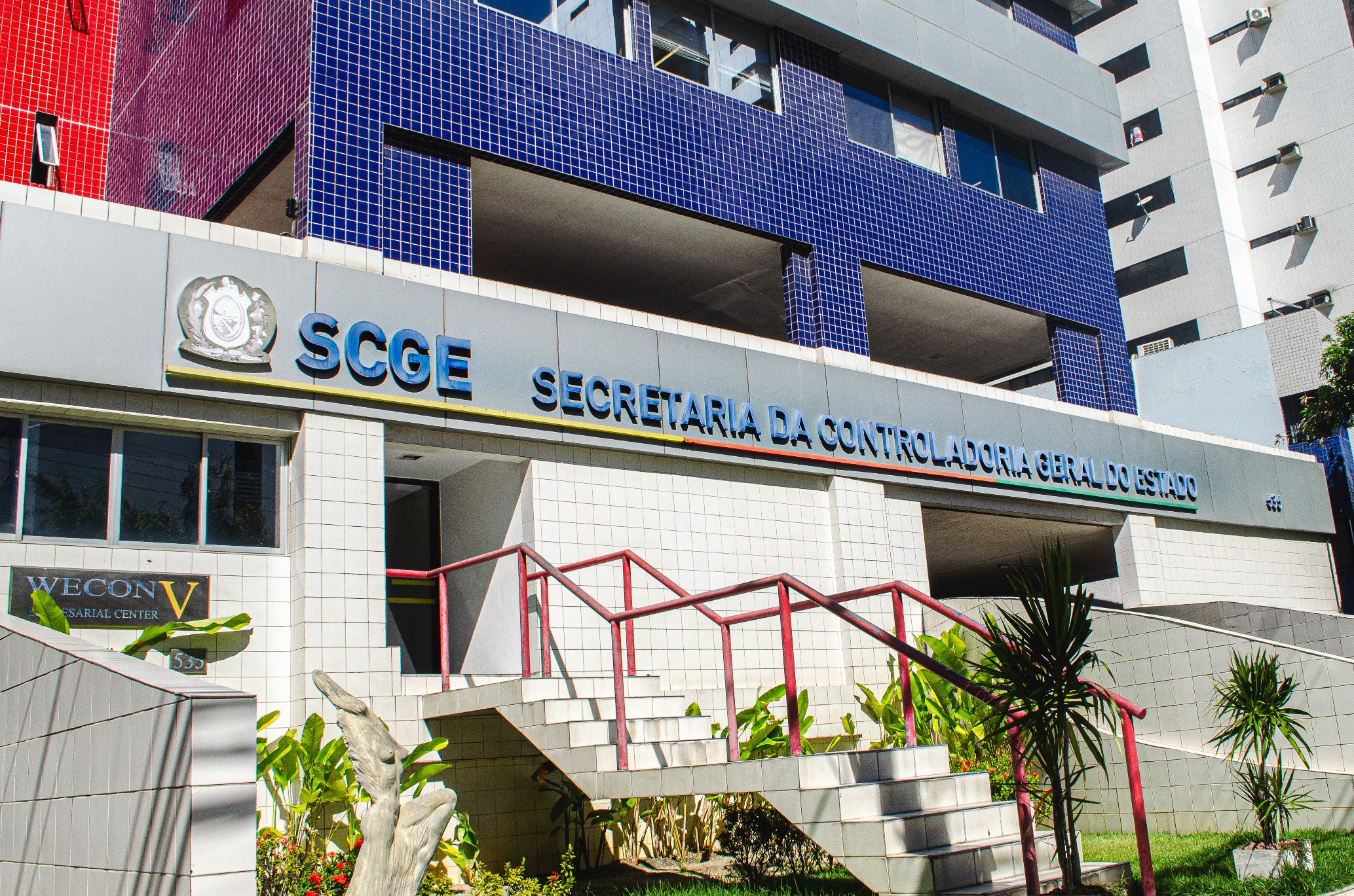 Fachada-SCGE-_DSC0333-red